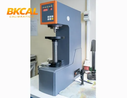 Hiệu Chuẩn Máy Đo Độ Cứng (1)