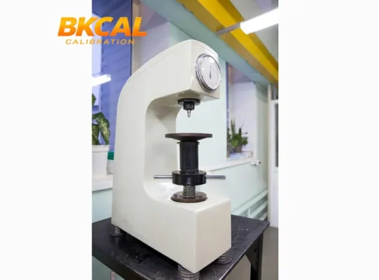 Hiệu Chuẩn Máy Đo Độ Cứng (3)